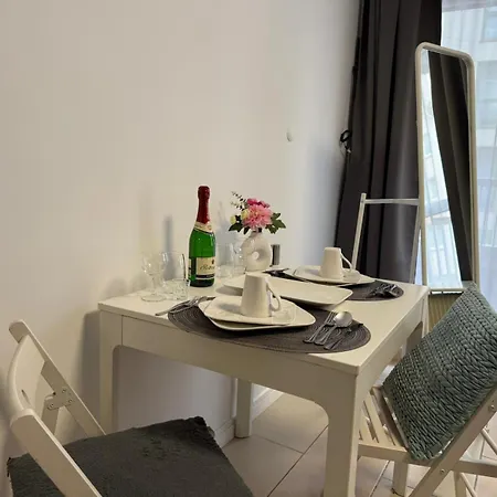 Ringe-life Koeln-zentrales Am Friesenwall Apartment Niederdorla